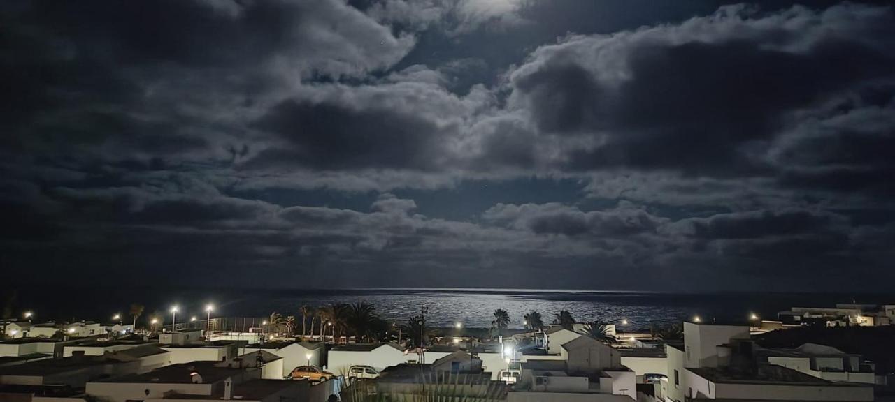 شقة Cocomar II ~ Ocean View Loft Guatiza المظهر الخارجي الصورة
